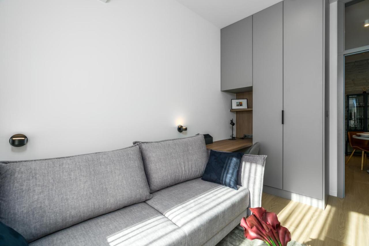 Central Apartments Garbary By Noclegi Renters Poznań Exteriör bild